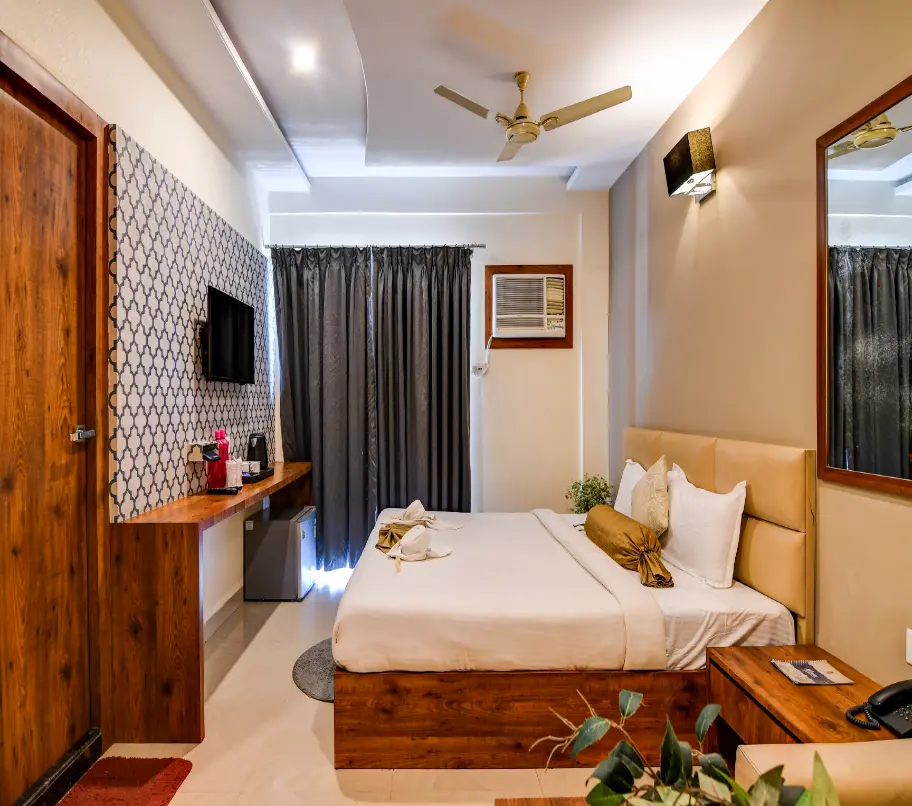 Luxury Hotel Room